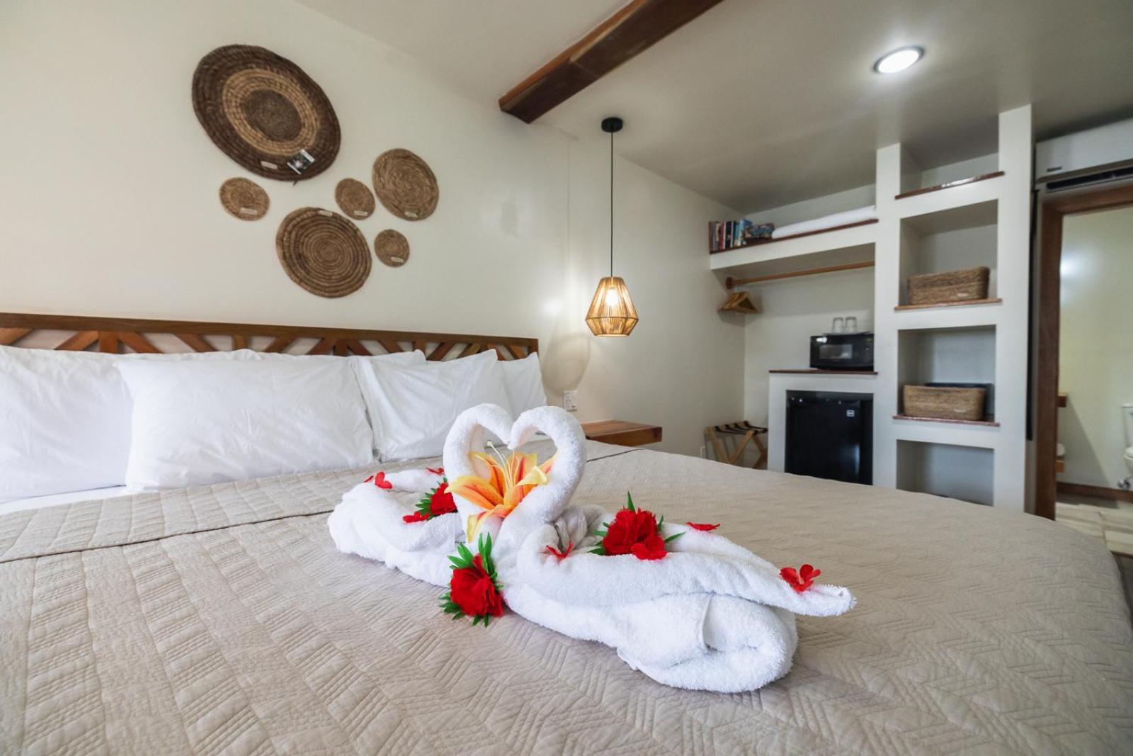Ocean Tide Beach Resort San Pedro  Bagian luar foto